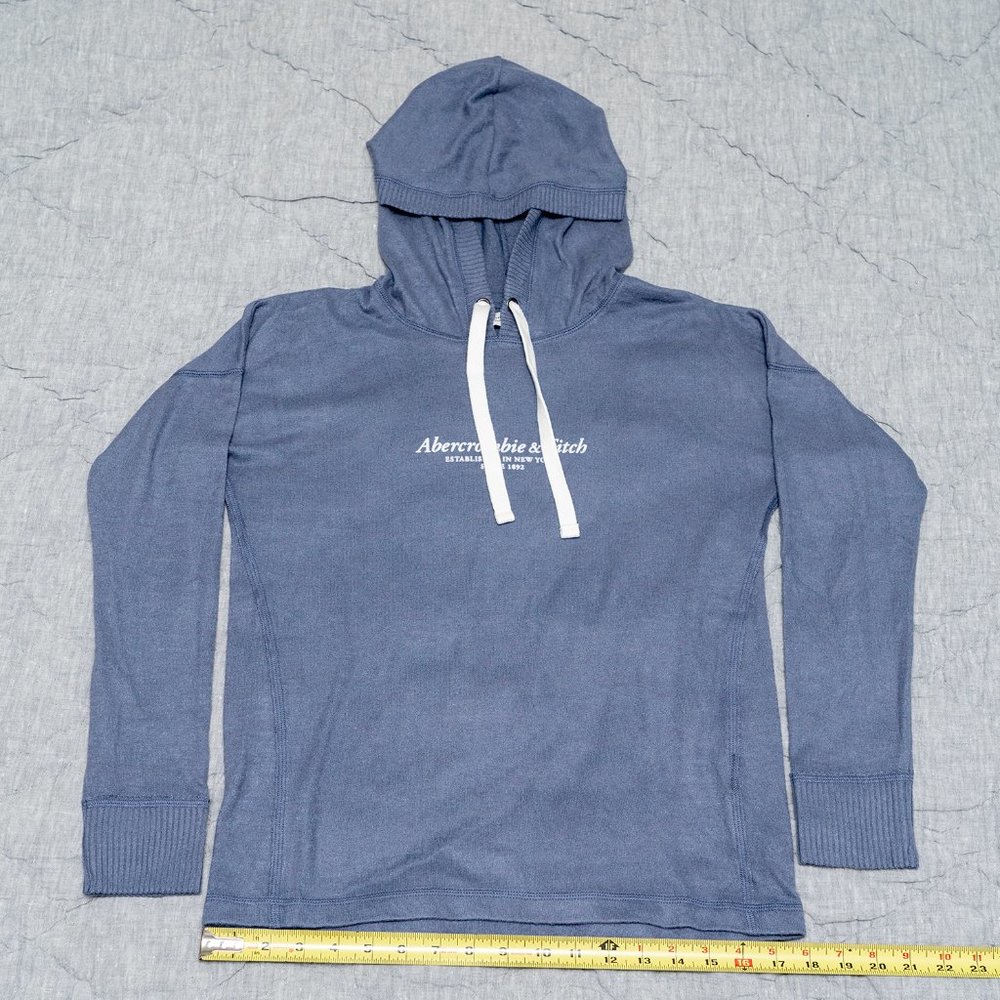 Abercrombie & Fitch Logo Hoodie Sweater Small, new